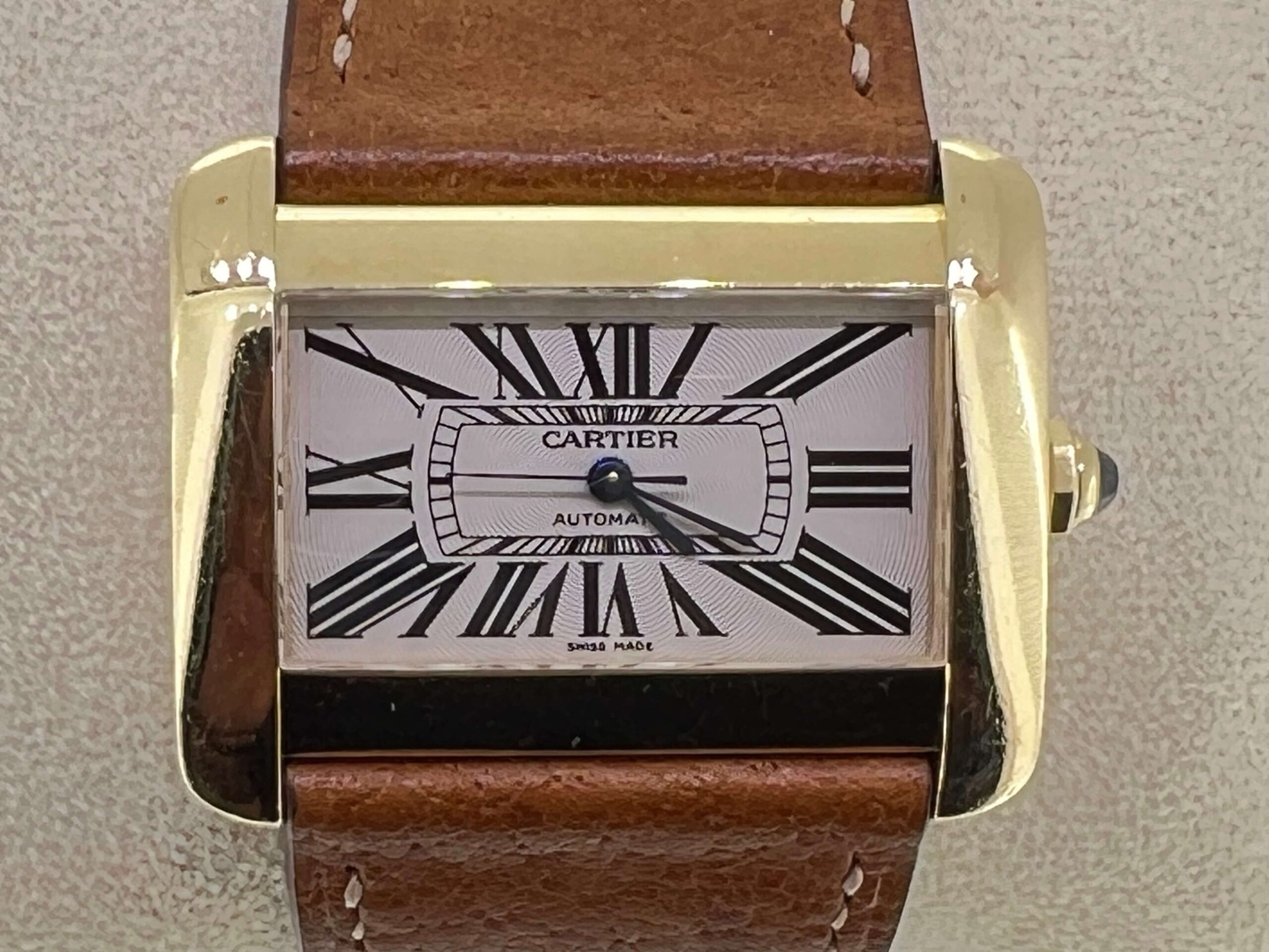 Cartier Tank Divan 18K